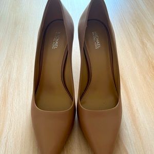 Michael Kors Pumps